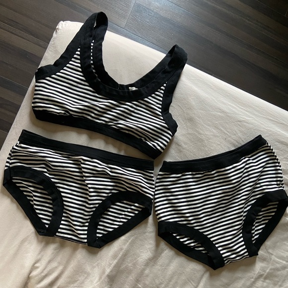 Thunder pants USA bralette & panties - Picture 1 of 3